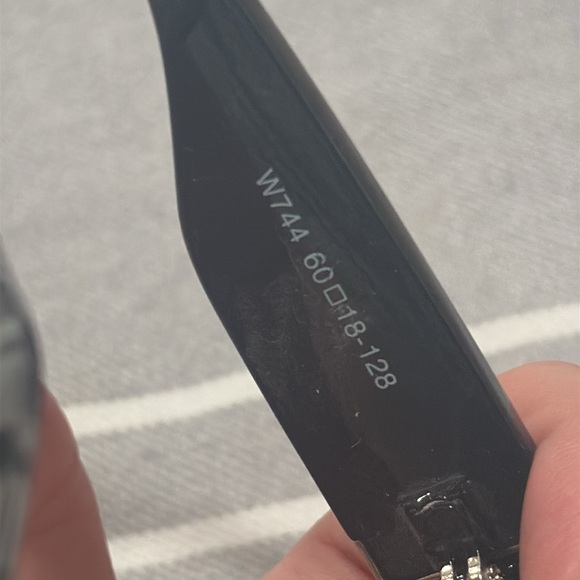 Coach Women's Rectangular Sunglasses - Picture 6 of 6